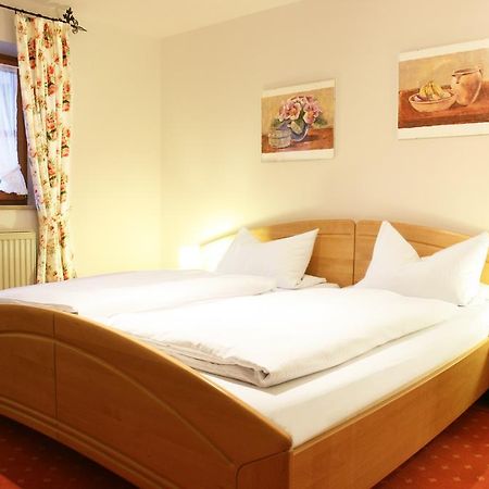 Ferienhaus Beim Veitele Apartman Mittenwald Kültér fotó