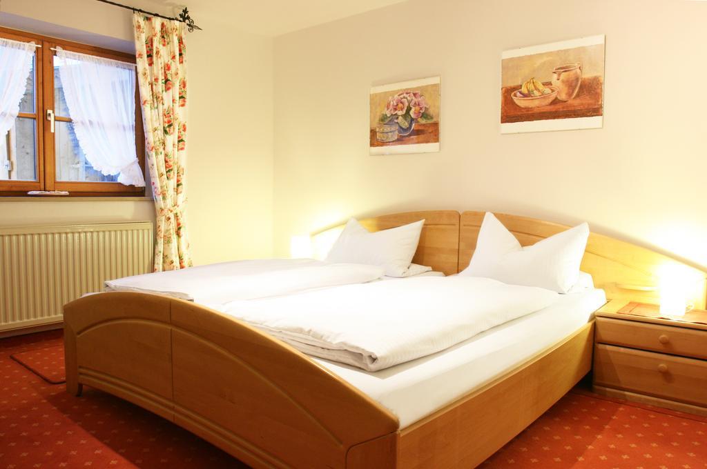 Ferienhaus Beim Veitele Apartman Mittenwald Kültér fotó
