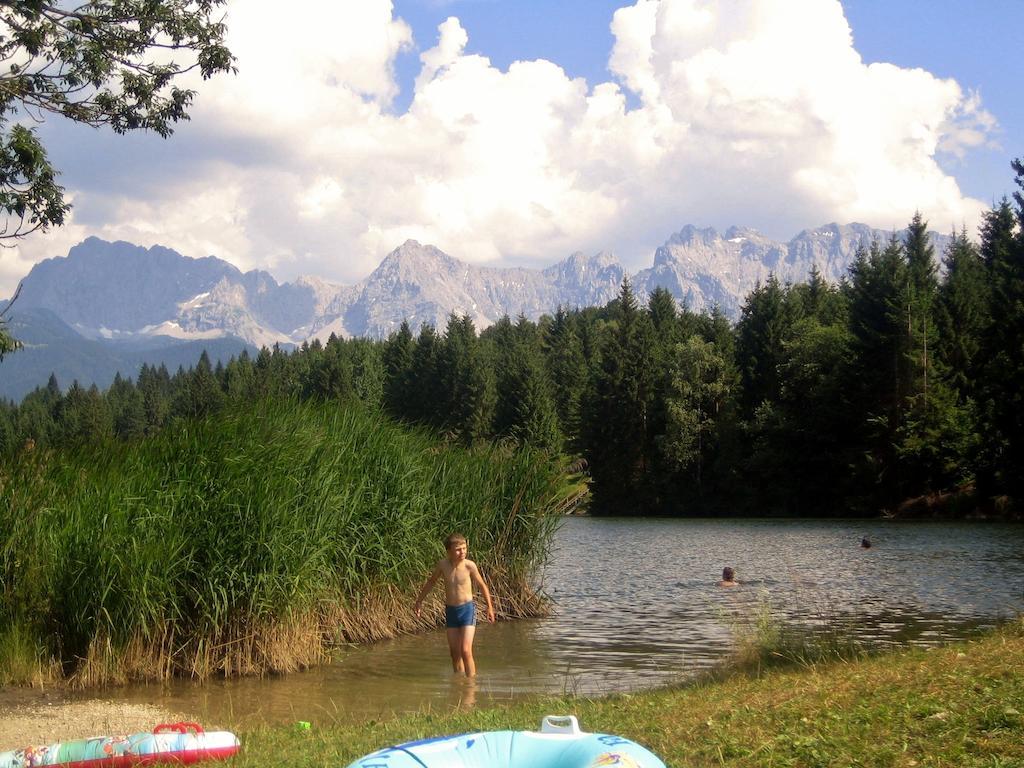 Ferienhaus Beim Veitele Apartman Mittenwald Kültér fotó