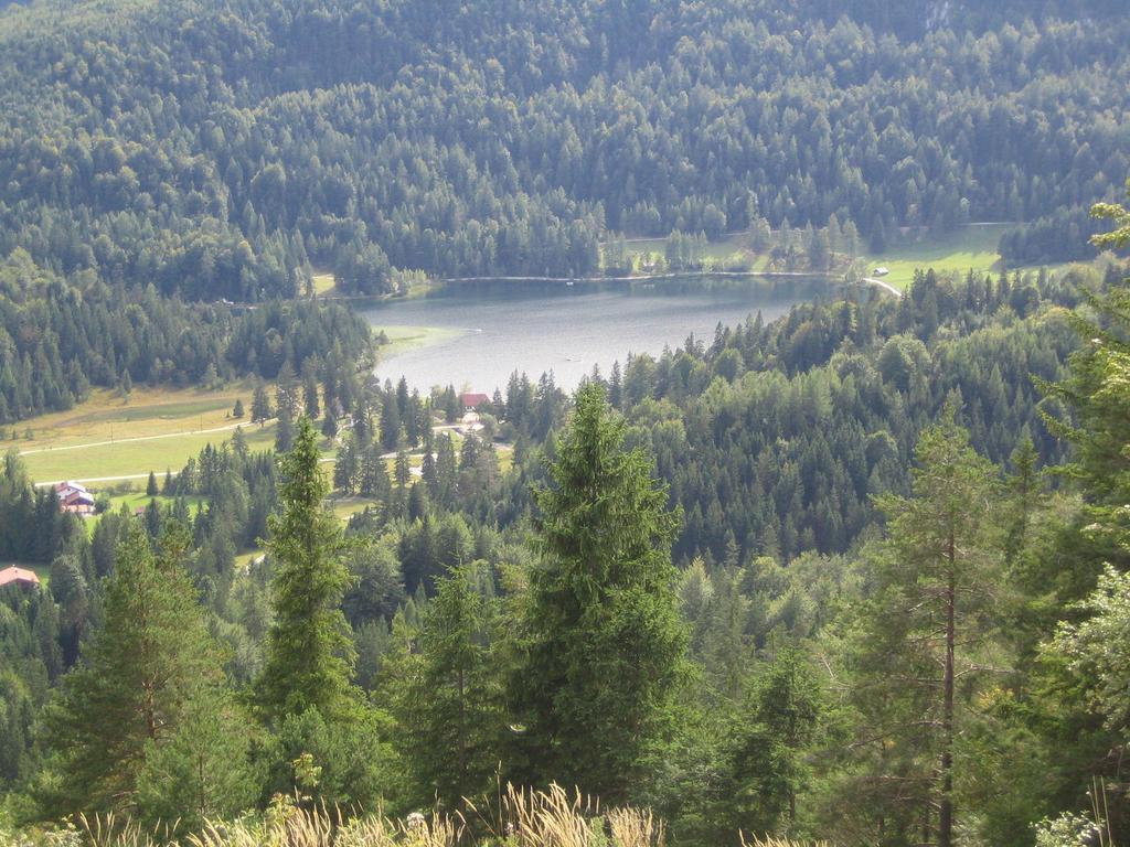 Ferienhaus Beim Veitele Apartman Mittenwald Kültér fotó
